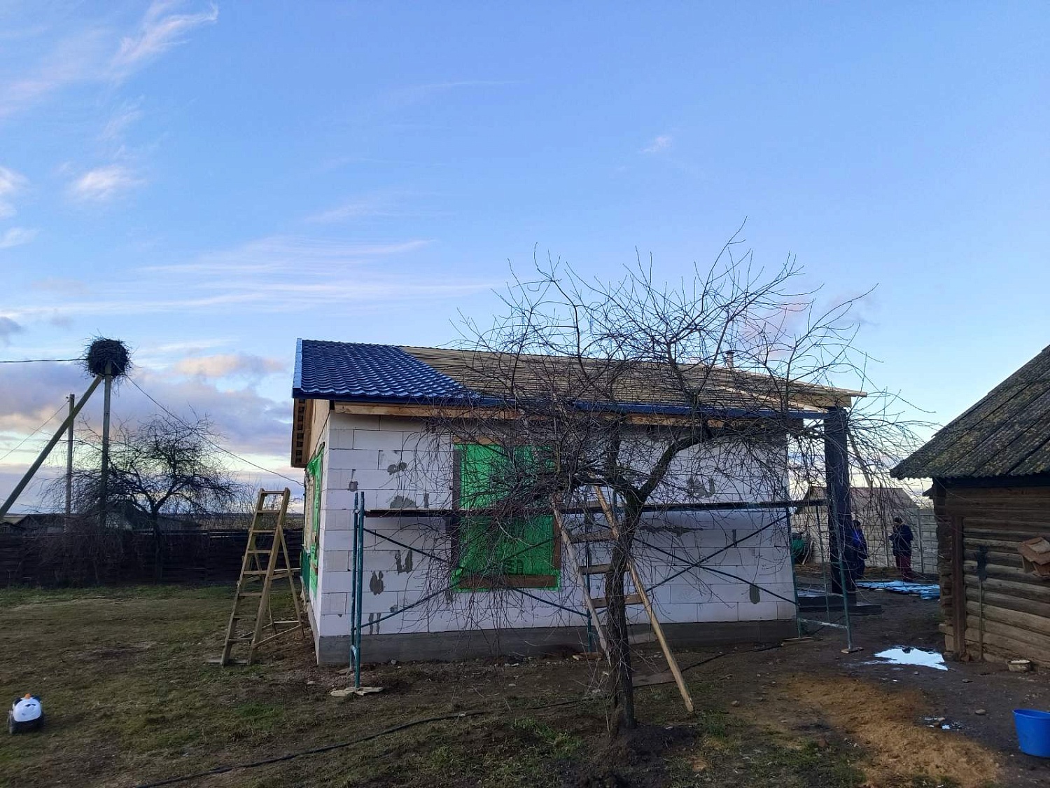 Пристройка к дому, кровельные работы в Ляховичском районе